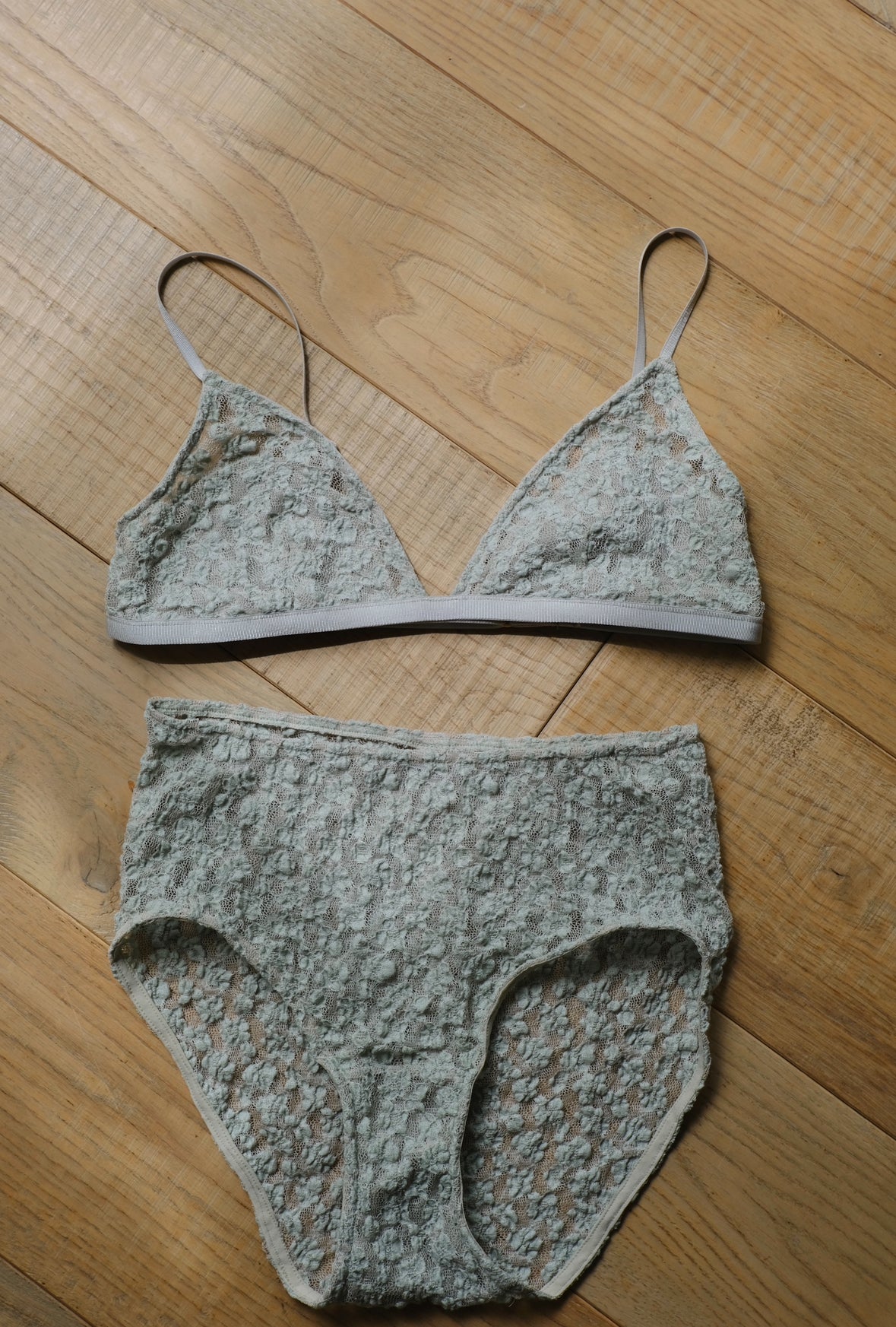 Lace bra